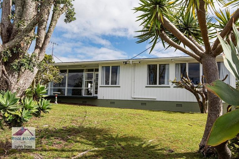 Photo of property in 16 Fisher Terrace, Te Kamo, Whangarei, 0112