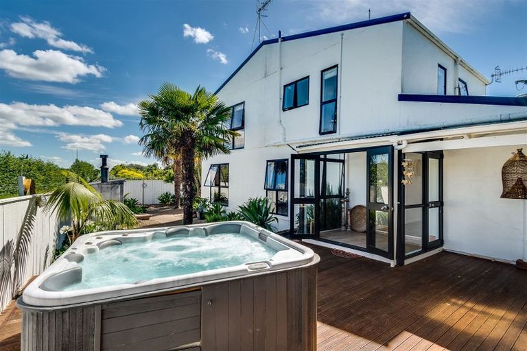 Photo of property in 97 Rogers Road, Bay View, Napier, 4104