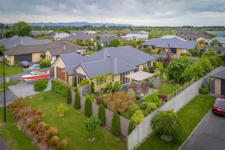 Photo of property in 43 Burnham School Road, Rolleston, 7614