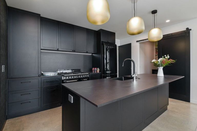 Photo of property in 162 Kawaha Point Road, Kawaha Point, Rotorua, 3010