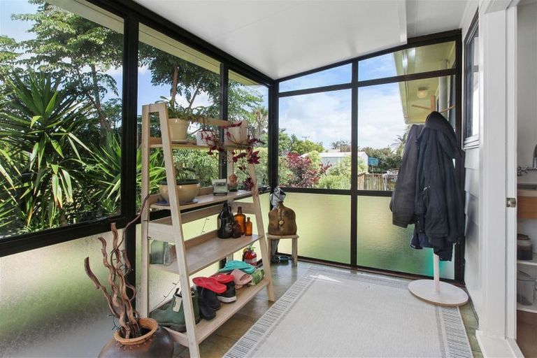 Photo of property in 48 Wharf Road, Clarks Beach, Pukekohe, 2679
