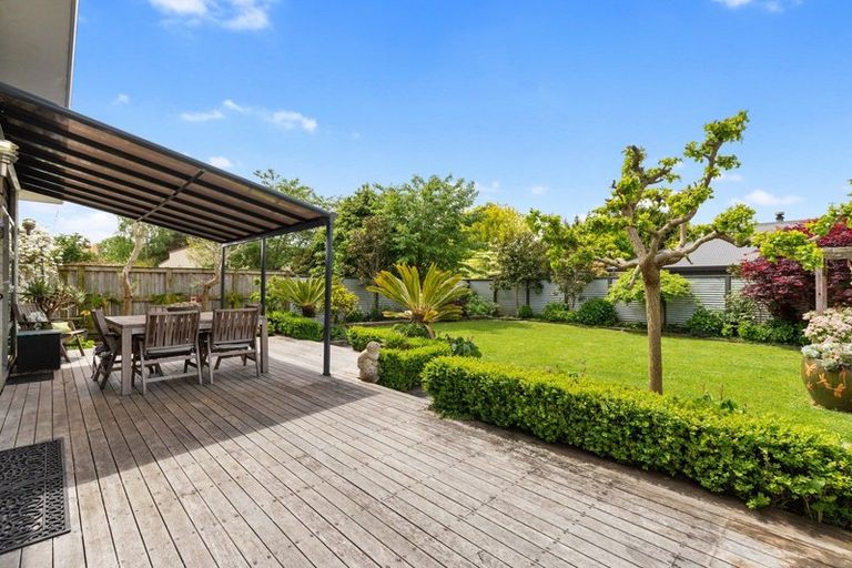 Photo of property in 17 Allendale Place, Morrinsville, 3300