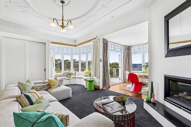 Photo of property in 39 Mills Road, Brooklyn, Wellington, 6021