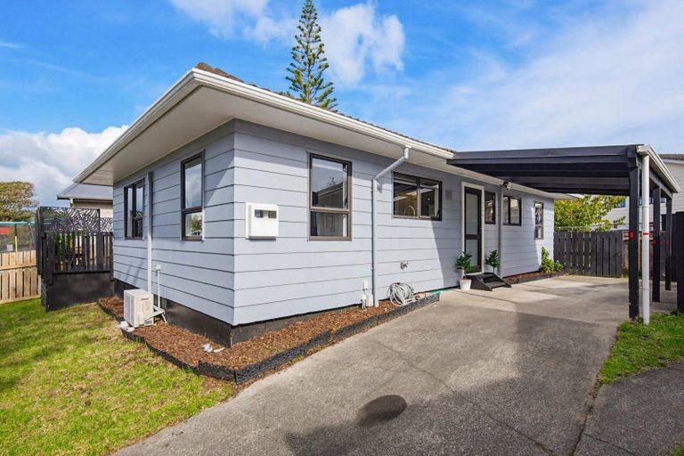 Photo of property in 42 Winton Street, Paraparaumu Beach, Paraparaumu, 5032