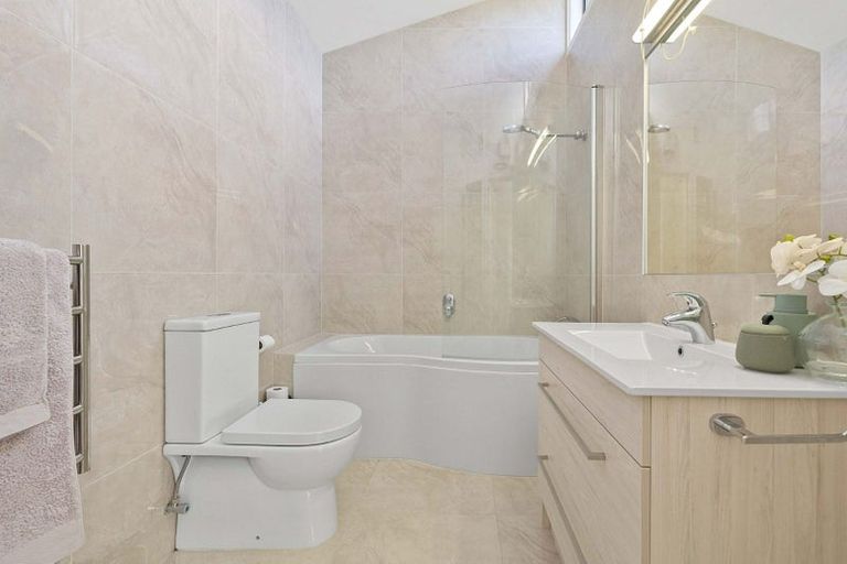 Photo of property in 75c Harakeke Street, Fendalton, Christchurch, 8014