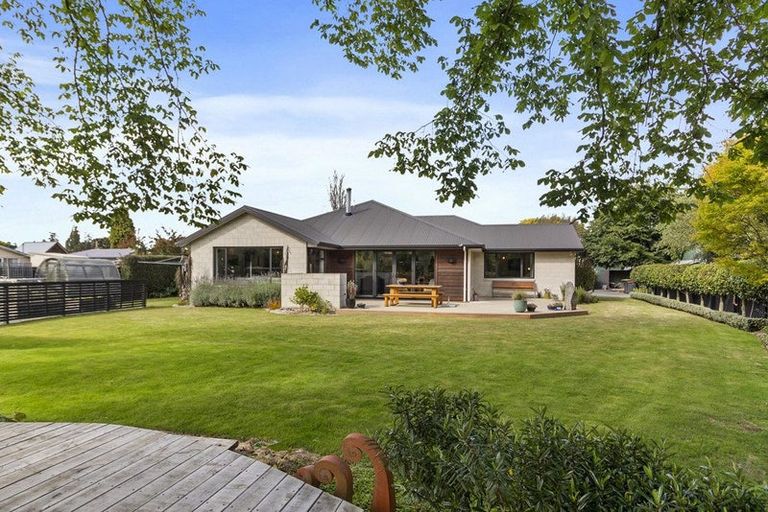 Photo of property in 9 Frederick Street, Pleasant Point, 7903