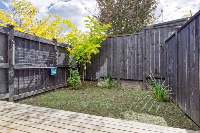 Photo of property in 7/67 Kervil Avenue, Te Atatu Peninsula, Auckland, 0610