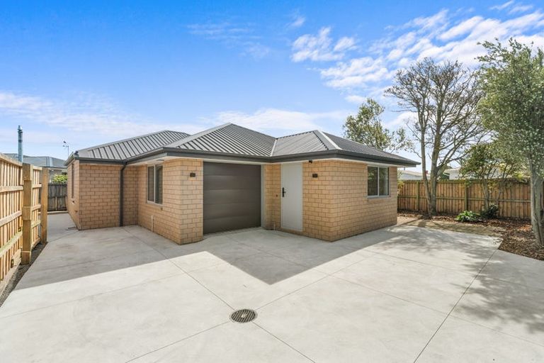 Photo of property in 15a Ebony Street, Bishopdale, Christchurch, 8053