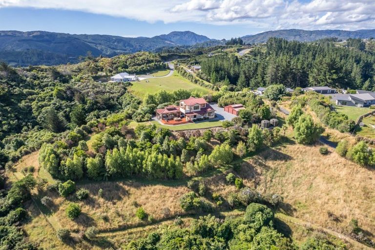 Photo of property in 10 Rural View Way, Maymorn, Upper Hutt, 5018