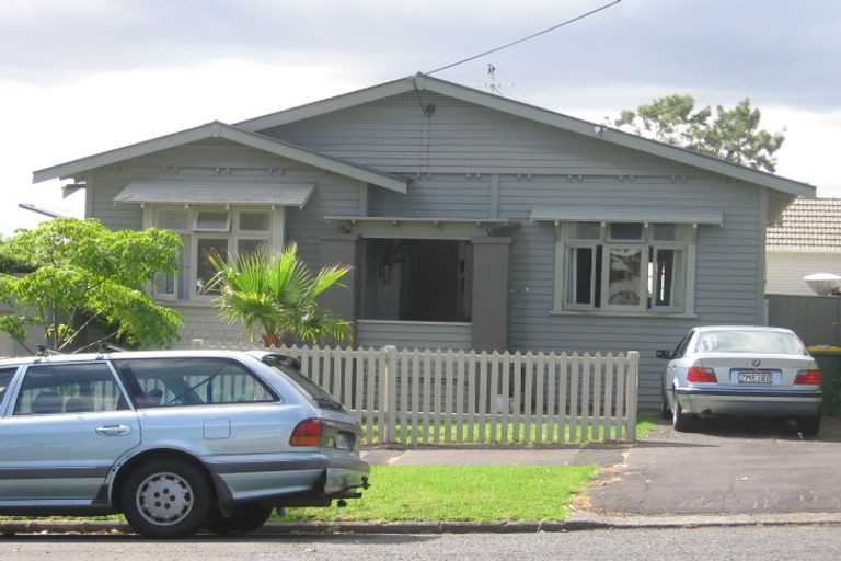 Photo of property in 34 Abbotsford Terrace, Devonport, Auckland, 0624