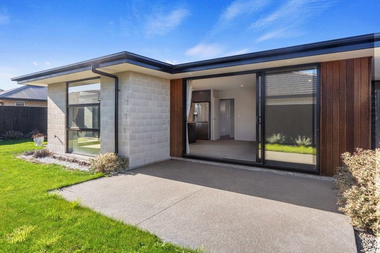 Photo of property in 48 William Deans Drive, Prebbleton, 7604