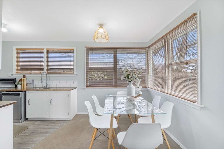 Photo of property in 250 Grimseys Road, Redwood, Christchurch, 8051