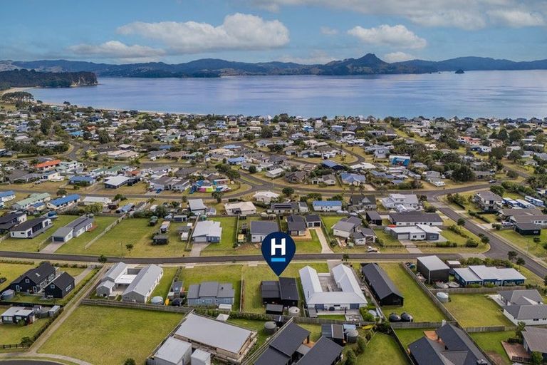 Photo of property in 5 Navigation Drive, Cooks Beach, Whitianga, 3591