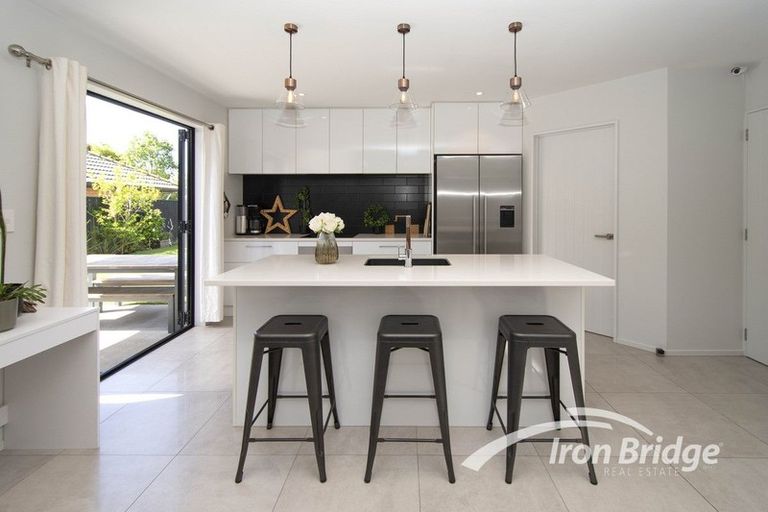 Photo of property in 20 Puhara Avenue, Parklands, Christchurch, 8083