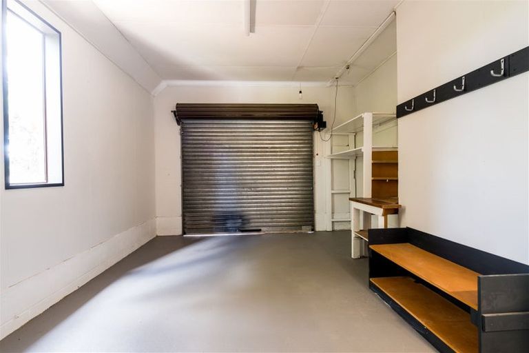 Photo of property in 60 Bay View Road, South Dunedin, Dunedin, 9012