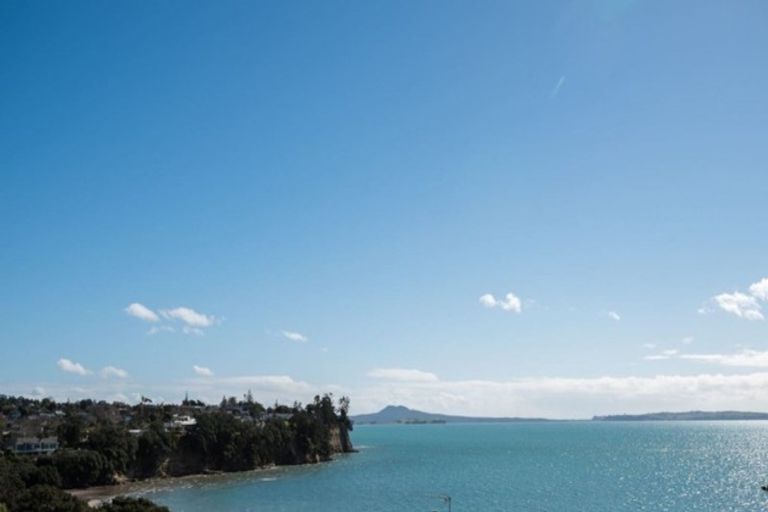 Photo of property in 11 Rangitoto View Road, Cockle Bay, Auckland, 2014