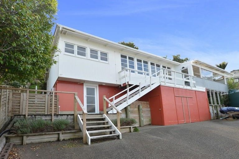 Photo of property in 3a Kopipi Crescent, Ngunguru, Whangarei, 0173