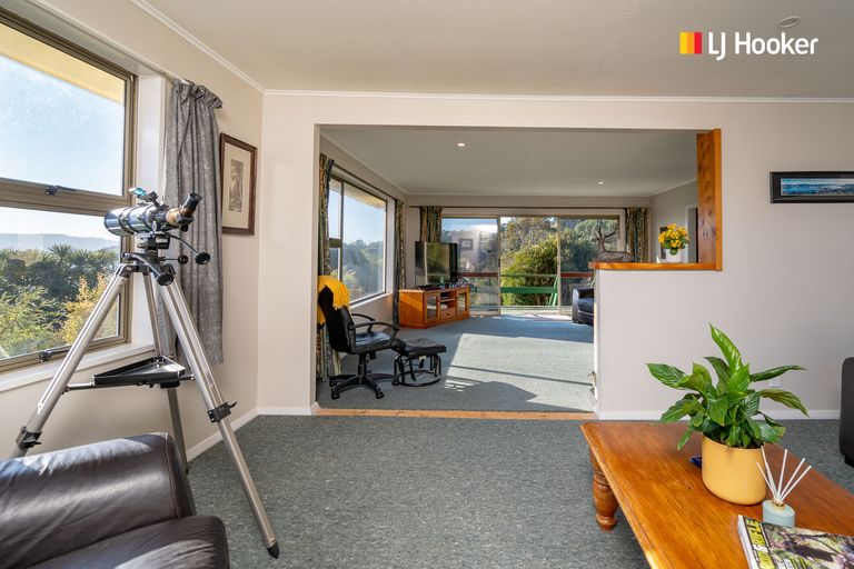 Photo of property in 30 Frances Street, Broad Bay, Dunedin, 9014