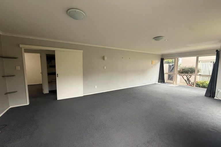 Photo of property in 2/28 Third Avenue, Tauranga, 3110