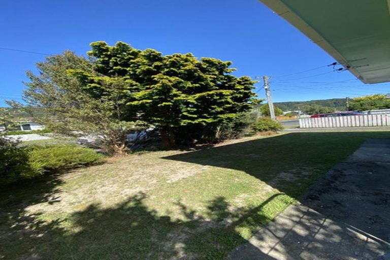 Photo of property in 36 Karamu Crescent, Wainuiomata, Lower Hutt, 5014