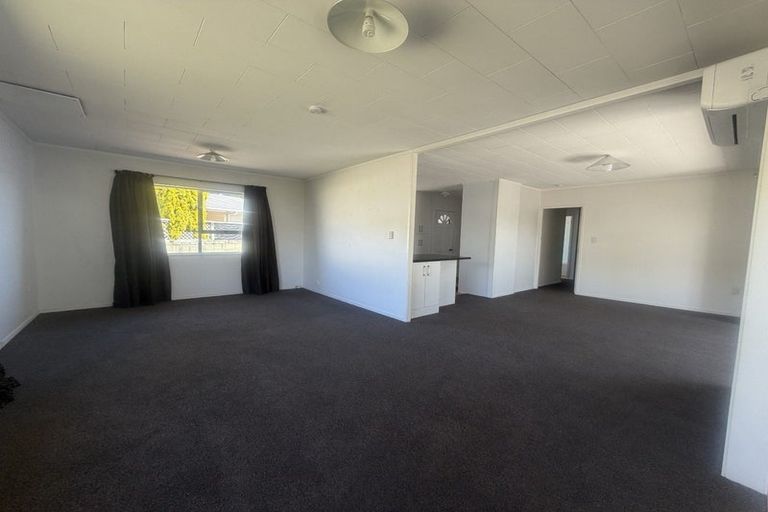 Photo of property in 16 Crombie Street, Bellevue, Tauranga, 3110