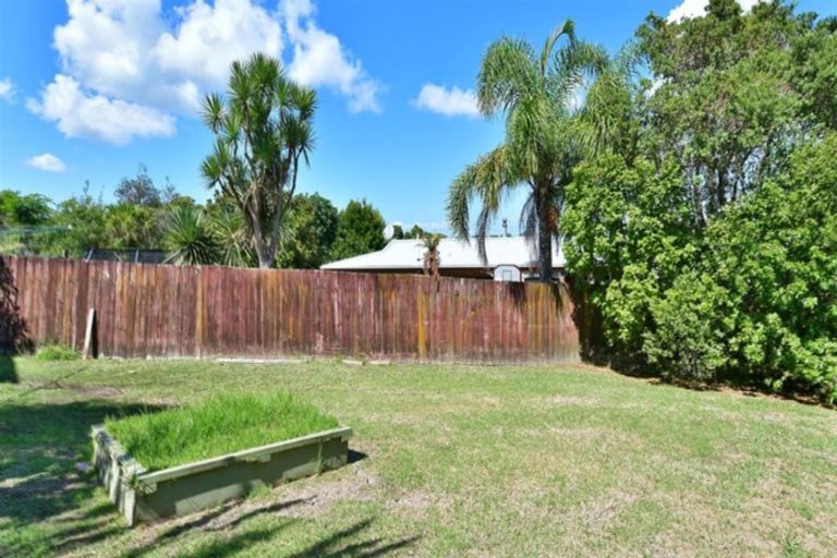 Photo of property in 53 Vipond Road, Stanmore Bay, Whangaparaoa, 0932