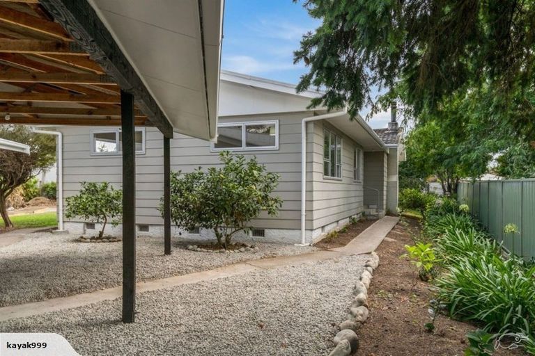 Photo of property in 32 Solway Street, Solway, Masterton, 5810