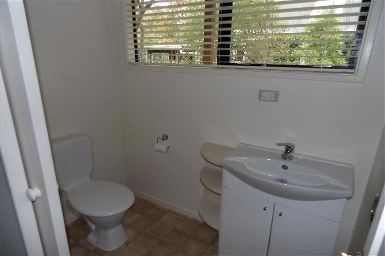 Photo of property in 12a Marina Grove, Frankleigh Park, New Plymouth, 4310