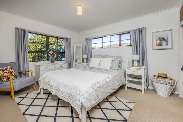 Photo of property in 174 Victoria Street West, Pukekohe, 2120