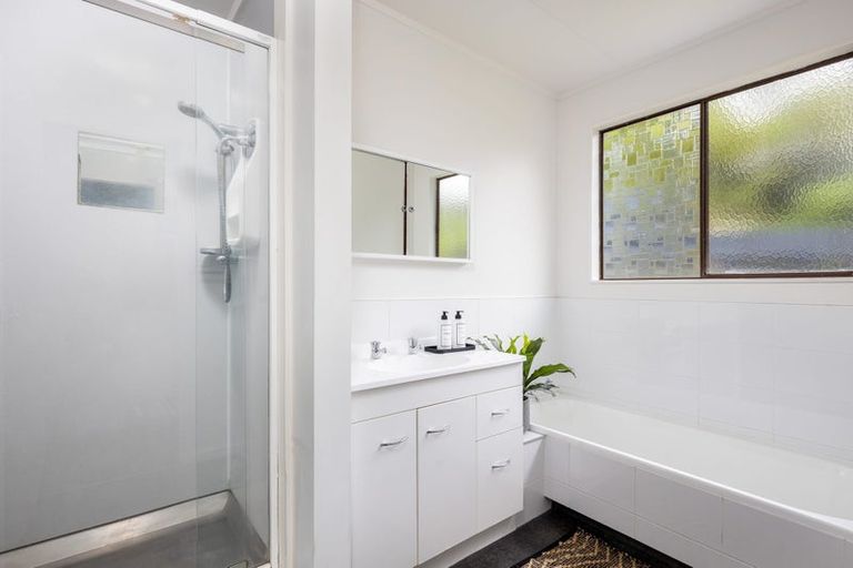 Photo of property in 121 Poplar Grove, Whalers Gate, New Plymouth, 4310