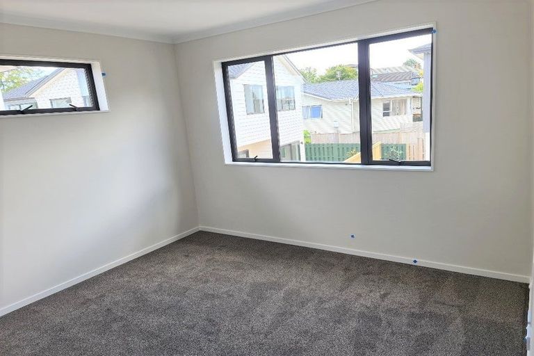 Photo of property in 12b Borrowdace Avenue, Botany Downs, Auckland, 2010