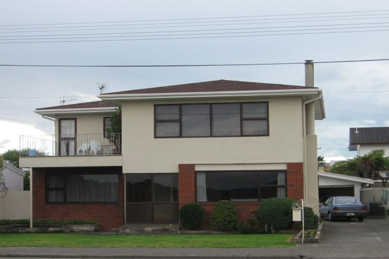 Photo of property in 62 Meeanee Quay, Westshore, Napier, 4110