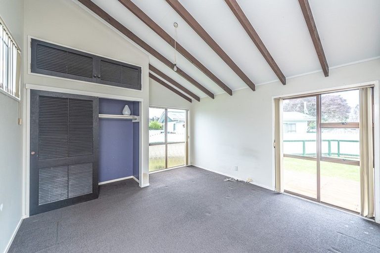 Photo of property in 8 Ash Place, Aramoho, Whanganui, 4500