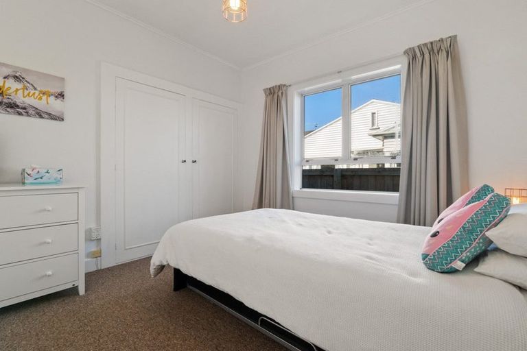 Photo of property in 16 Kotare Street, Fendalton, Christchurch, 8041