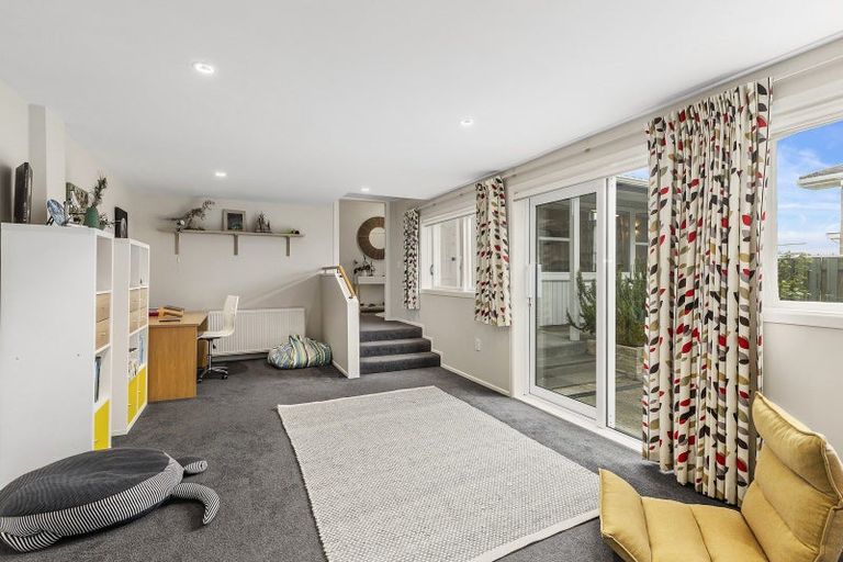 Photo of property in 11 Madison Place, Miramar, Wellington, 6022