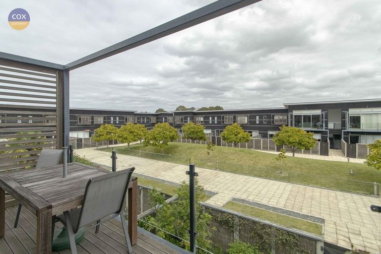 Photo of property in The Terraces, 32/9 Humber Street, Pandora, Napier, 4110