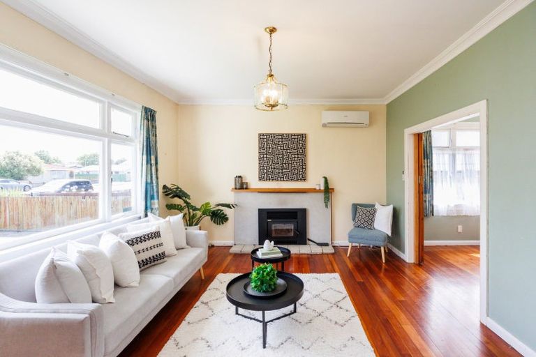 Photo of property in 11 Moore Street, West End, Palmerston North, 4412