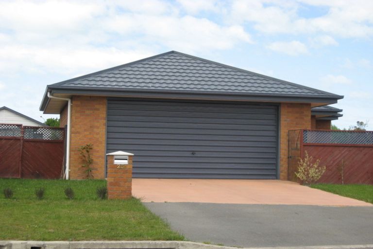 Photo of property in 25b Welsford Street, Woodend, 7610