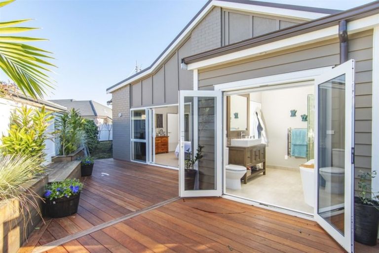 Photo of property in 8 Pebble Beach Way, Papamoa Beach, Papamoa, 3118