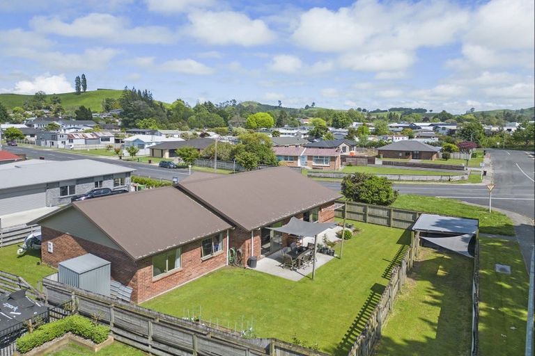 Photo of property in 24a Okoroire Street, Tirau, 3410