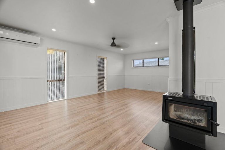 Photo of property in 22 Matipo Place, Edgecumbe, 3120