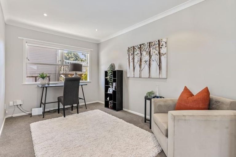 Photo of property in 64 Marlborough Avenue, Glenfield, Auckland, 0629