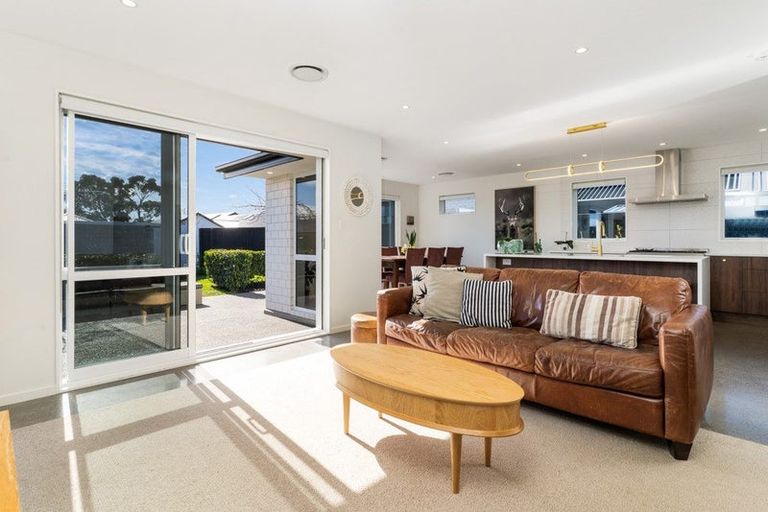 Photo of property in 8 Terrier Lane, Halswell, Christchurch, 8025