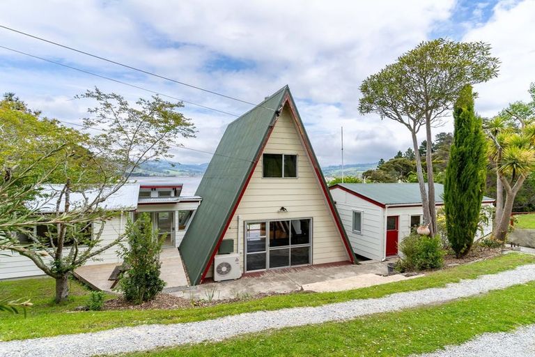 Photo of property in 15 Bank Road, Warrington, Waikouaiti, 9471