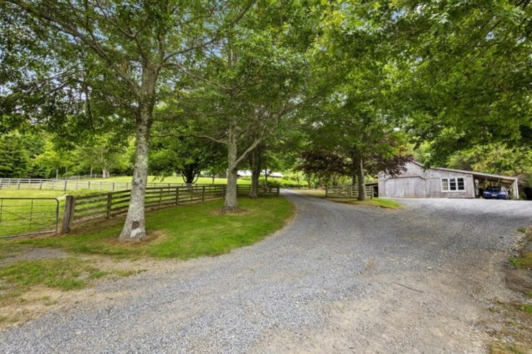 Photo of property in 959 Whitemans Valley Road, Whitemans Valley, Upper Hutt, 5371