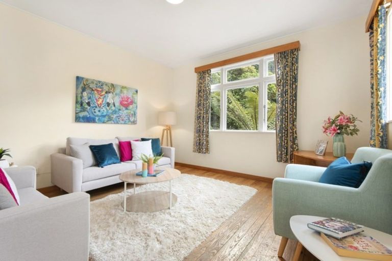 Photo of property in 117a Glenmore Street, Kelburn, Wellington, 6012