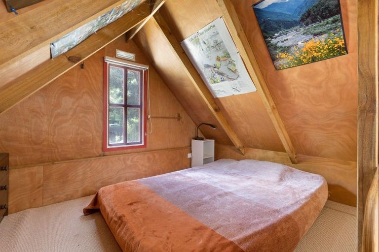 Photo of property in 26 Brick Bay Drive, Sandspit, Warkworth, 0982