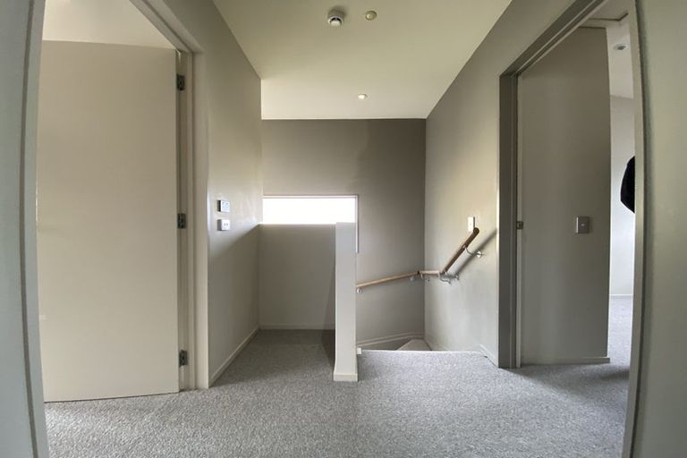 Photo of property in 78 Gunner Drive, Te Atatu Peninsula, Auckland, 0610