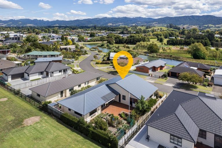 Photo of property in 28 Noble Johnston Drive, Katikati, 3129