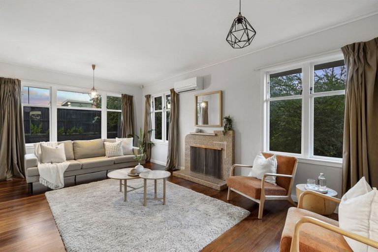 Photo of property in 2/177 Mokoia Road, Birkenhead, Auckland, 0626